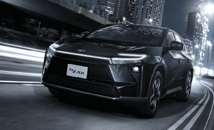 たっぷり走れる最大700kmの航続距離