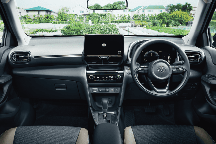 ヤリスクロス_02