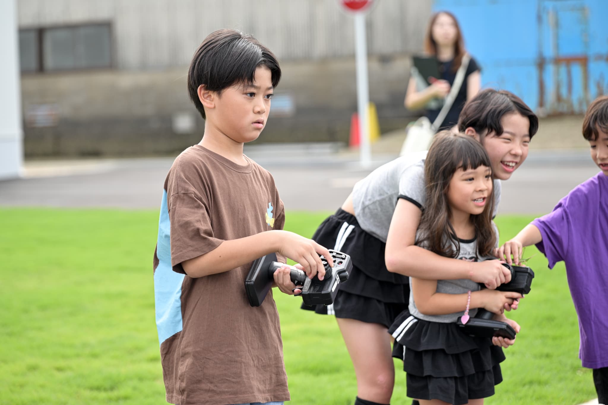 C-Landで遊ぶ親子の様子